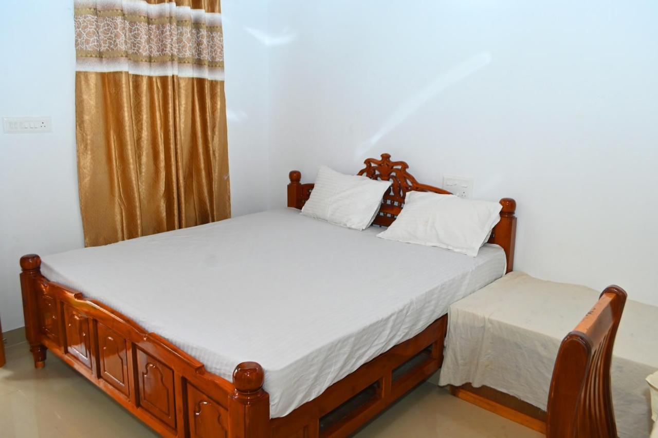 Kayalvarath Paradise Apartamento Mundrothuruth Exterior foto